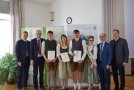Gruppenfoto beste Wirtschafter Ökoschule Schönbrunn 2025